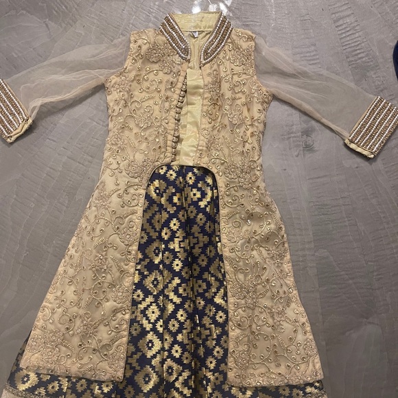 Fancy size 22 little girls lehenga with can-can and gold beaded collar. Gorgeous